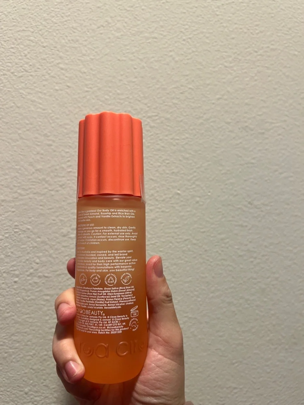 CIROA peach & vanilla body oil 3.3 floz / 100 ml
